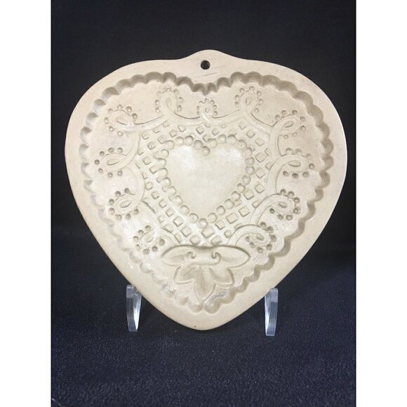 Nice! Brown Bag Cookie Art 1992 Hill Design Heart Shape Mold - Picture 1 of 2